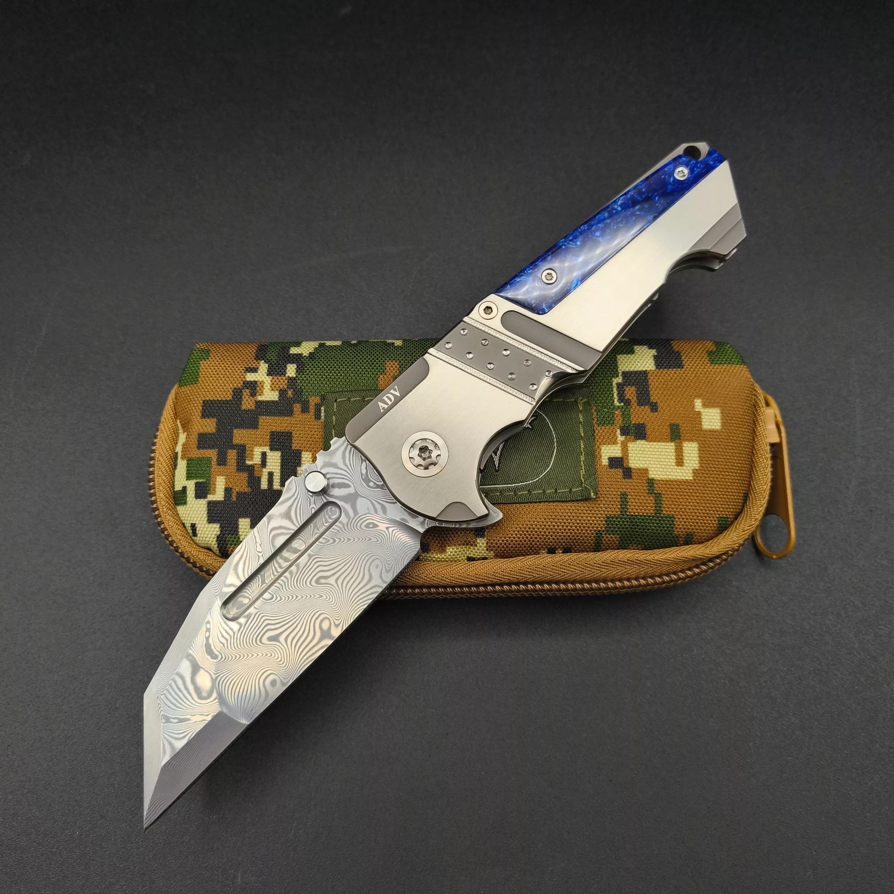 ADV Invader Custom, Damascus Blade, Blue Kirinite